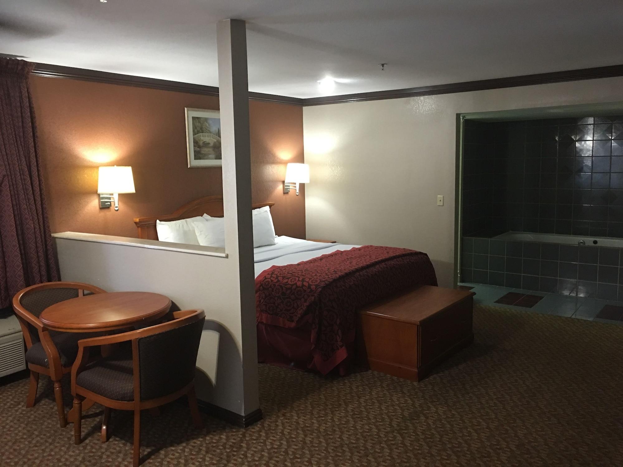 Days Inn By Wyndham Bishop Extérieur photo