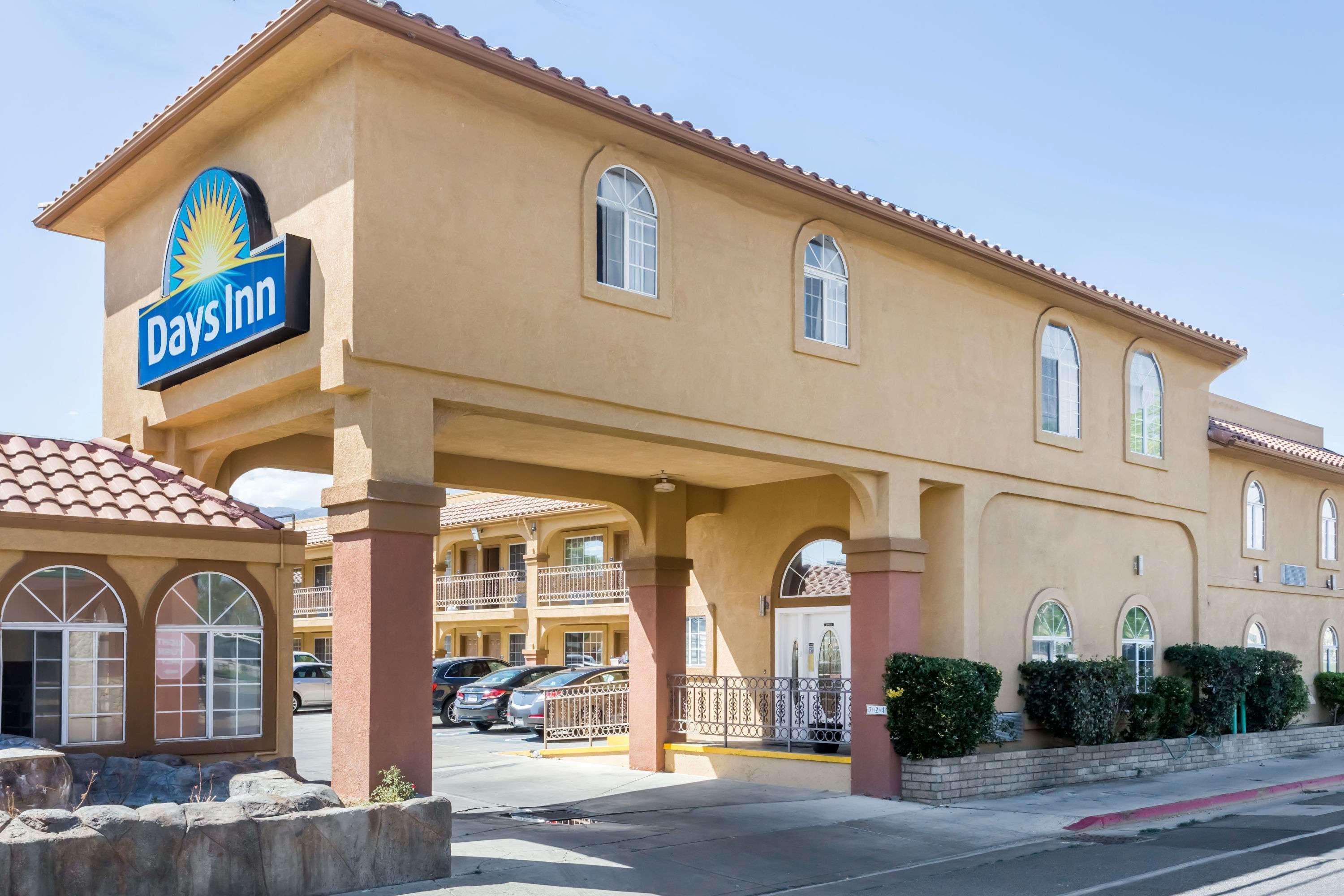 Days Inn By Wyndham Bishop Extérieur photo