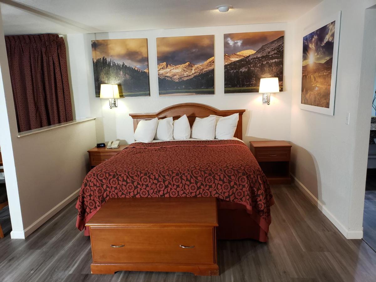 Days Inn By Wyndham Bishop Extérieur photo
