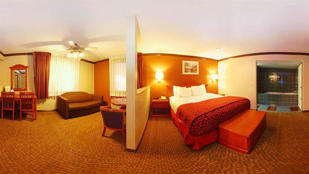 Days Inn By Wyndham Bishop Extérieur photo