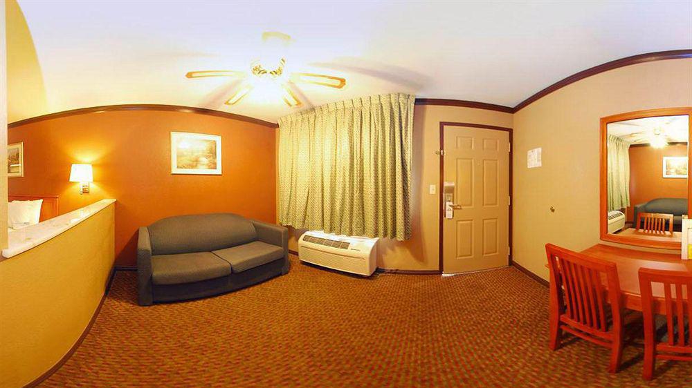 Days Inn By Wyndham Bishop Extérieur photo